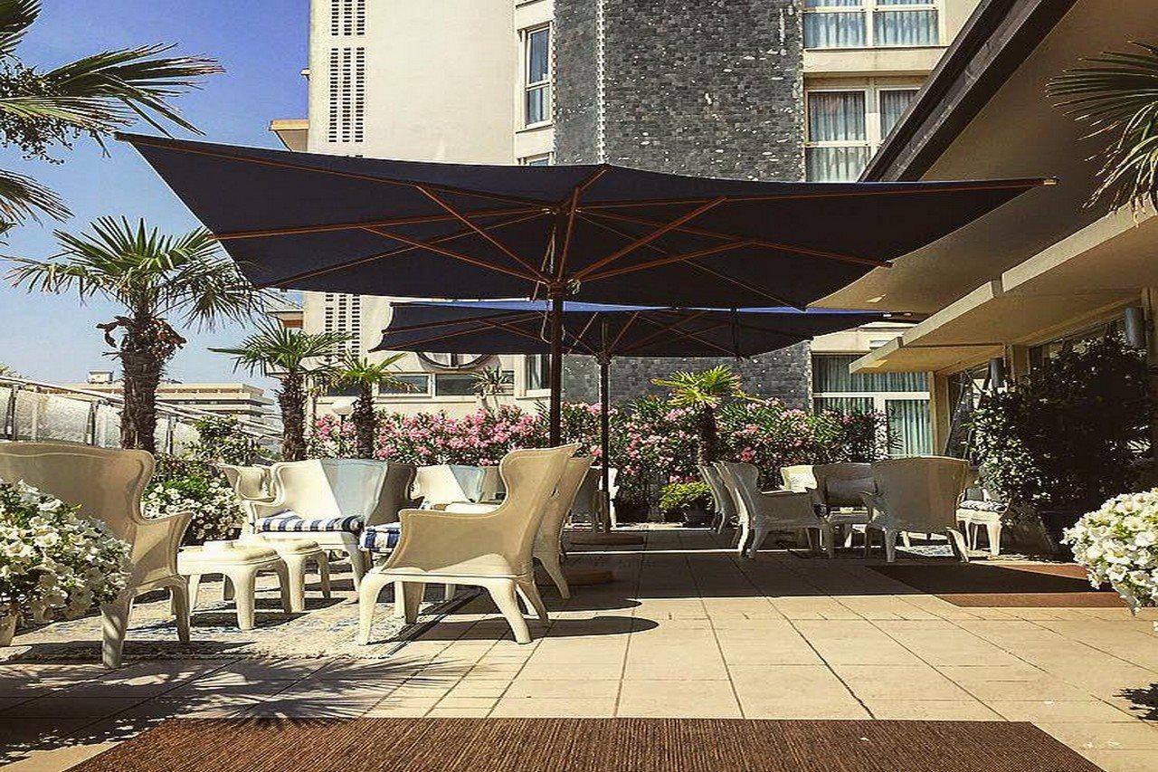 Hotel Caravelle Cattolica Exterior photo