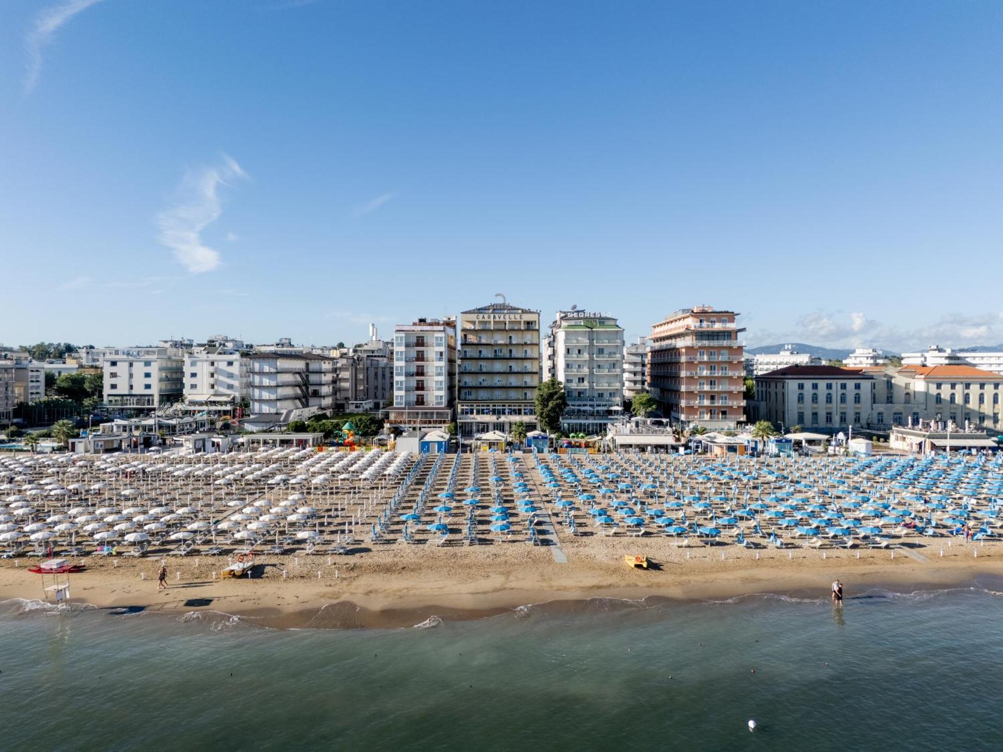 Hotel Caravelle Cattolica Exterior photo